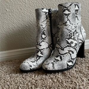 Snakeskin Patterned Ankle Boots
